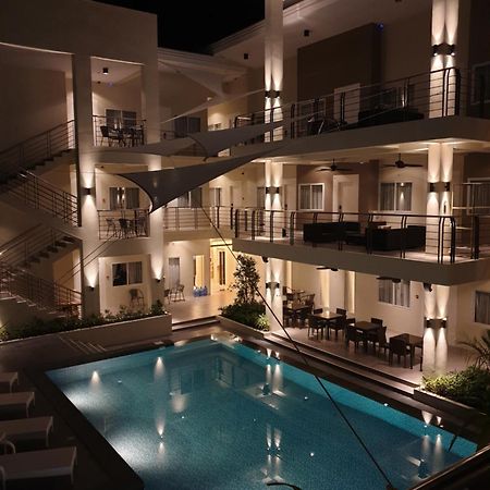 Rovira Suites Dumaguete City Bagian luar foto