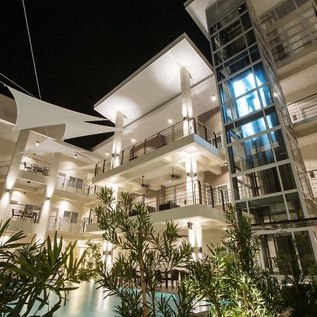 Rovira Suites Dumaguete City Bagian luar foto