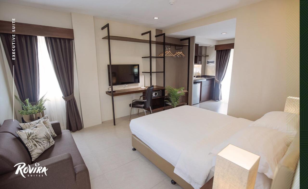 Rovira Suites Dumaguete City Bagian luar foto