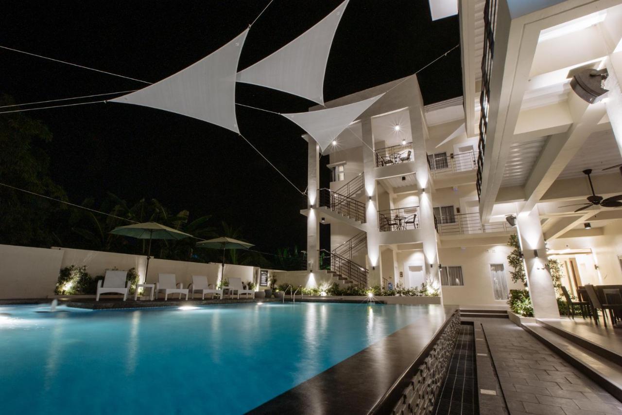 Rovira Suites Dumaguete City Bagian luar foto